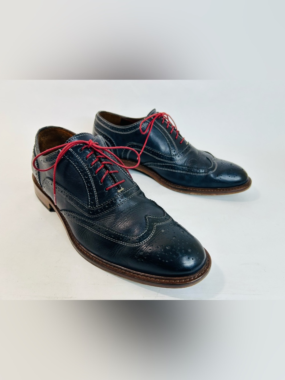 Mercanti Fiorentini Men’s Black Wingtip Oxfords, Laser Cut, Red Laces, size 9